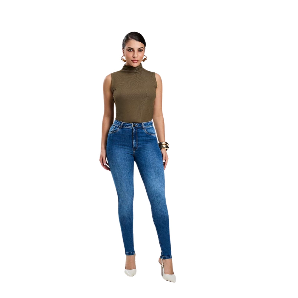 Blusa Regata com Gola Leve e Confortável