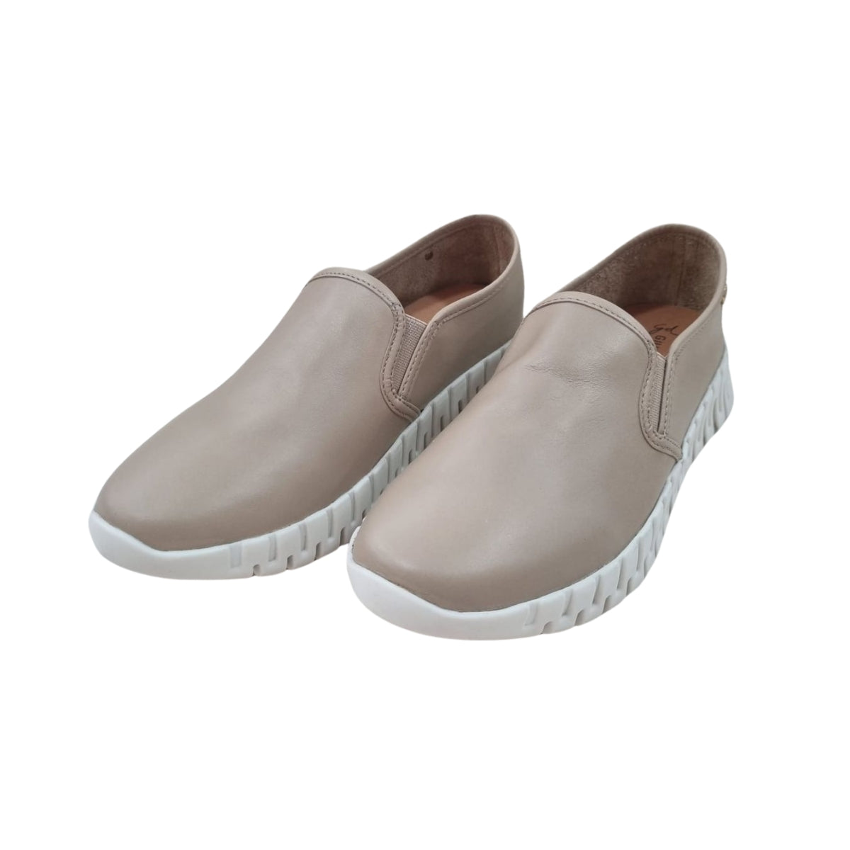 Tênis Couro Nude Conforto e Maciez Giulia Domna