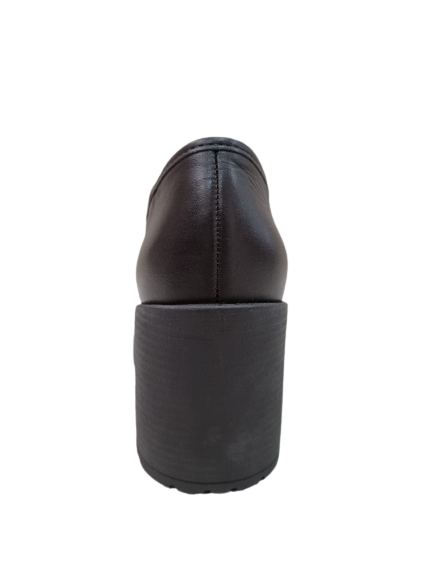 Sapato Social Feminino Café em Couro e Sola Tratorada