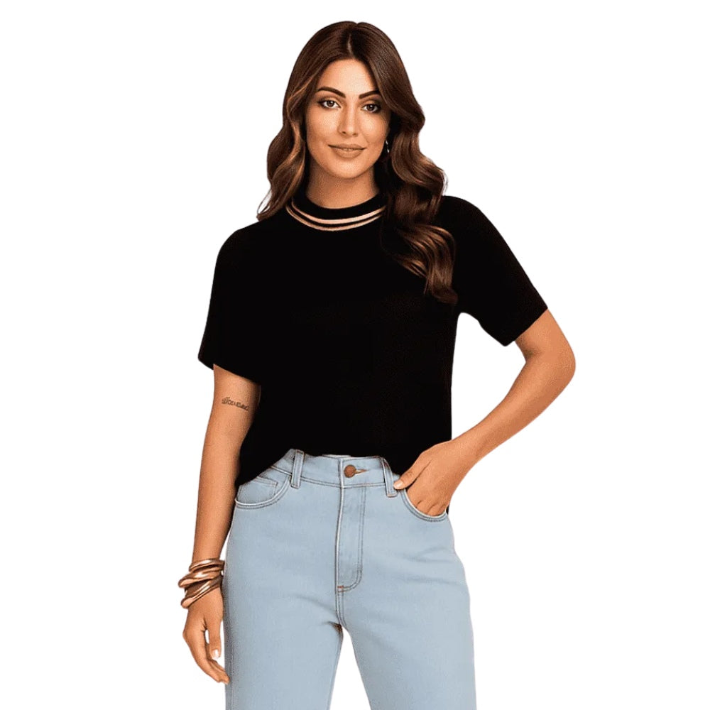 Blusa de Viscose Feminina com Gola Retilínea