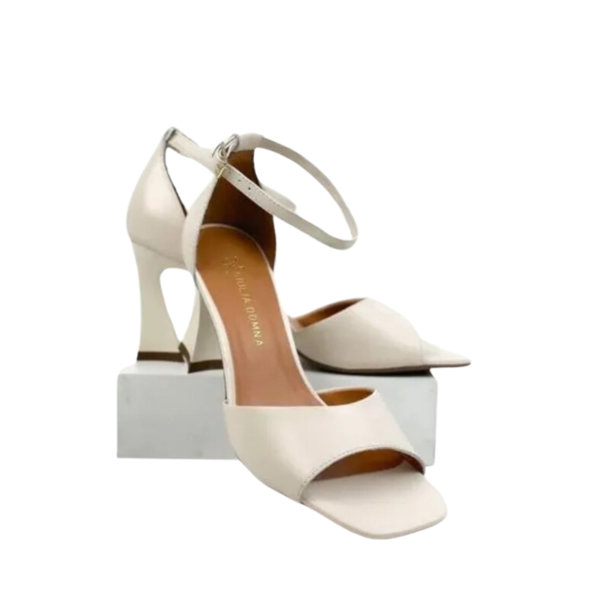 Sandália Alta Off White em Couro - Perfeita para Ocasiões Especiais
