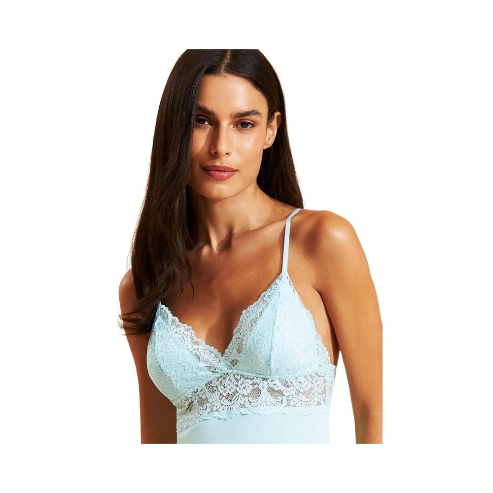 Camisola de Microfibra com Renda Delicada - Sofisticação e Conforto em Uma Só Peça