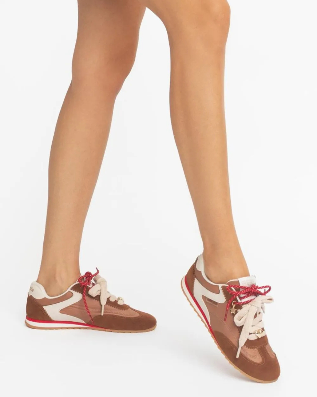 Tênis Flat Sneaker com Dois Atacadores Moderno | Petite Jolie