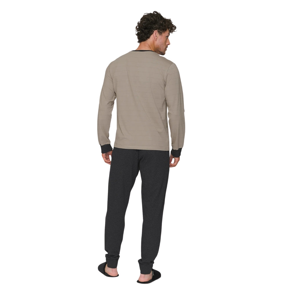 Pijama Jogger Masculino Camiseta Manga Longa e Calça Winterbound