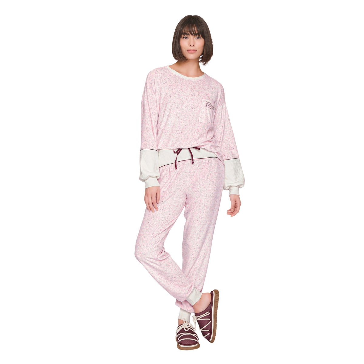 Pijama Jogger Tecido Atoalhado Botonê e Filetes em Satinê