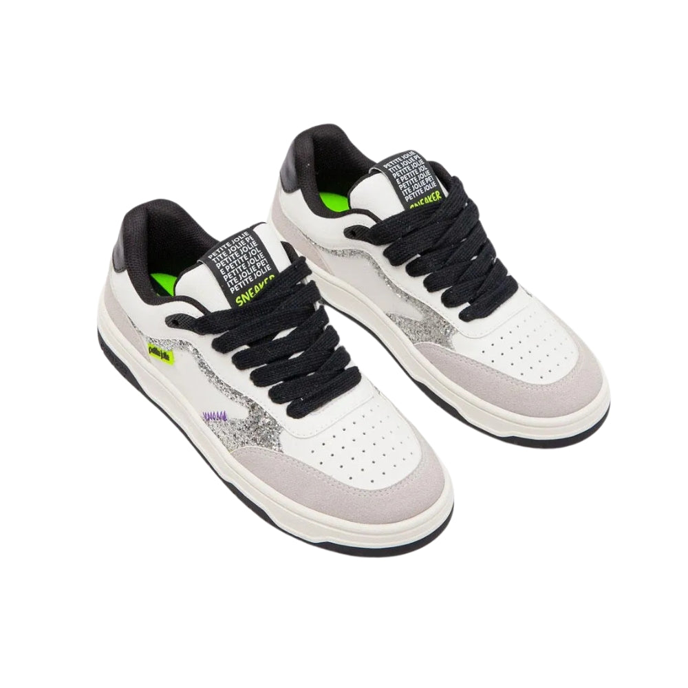 Tênis Feminino Shoot com Detalhe e Forro em Tecido com Espuma