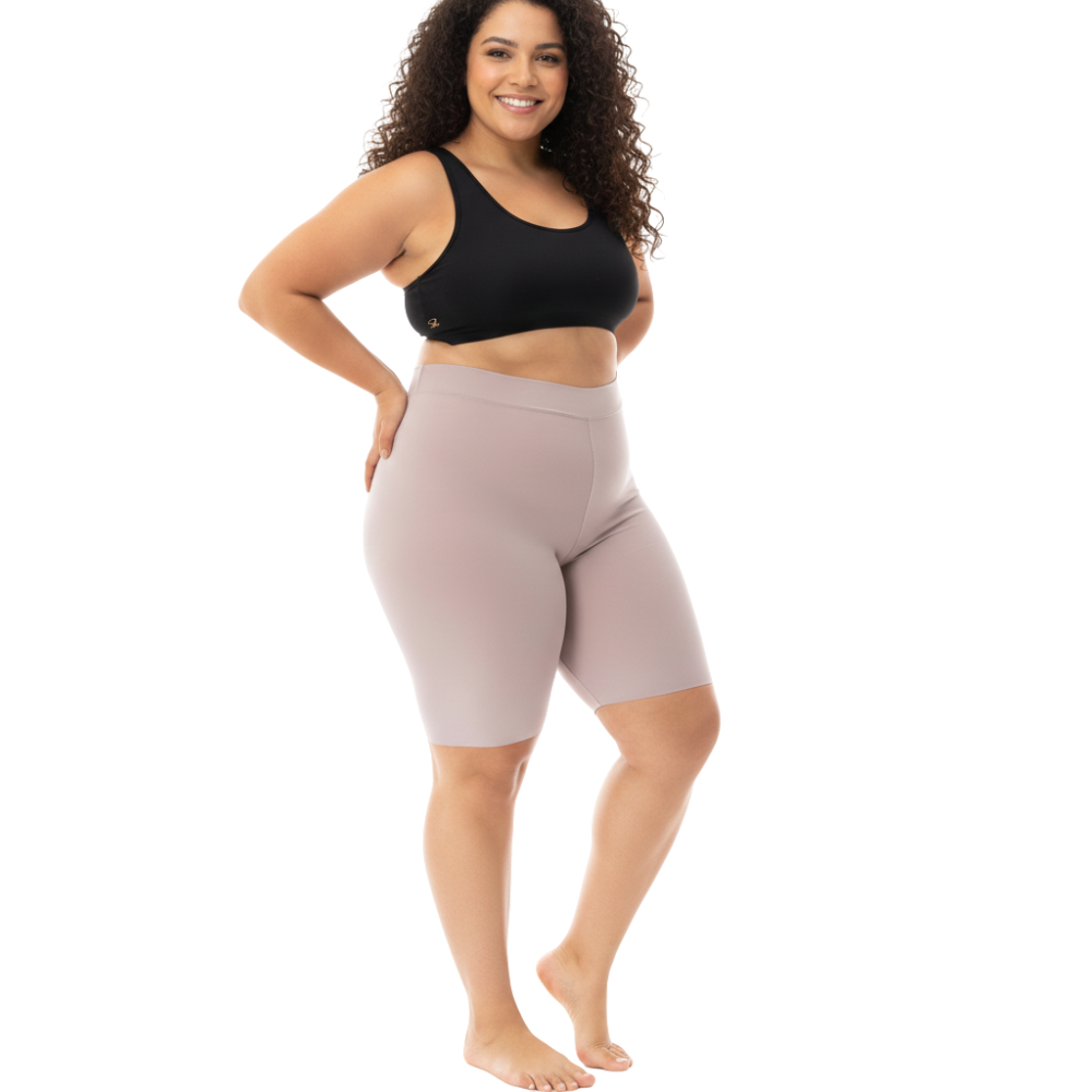 Bermuda Cós Duplo Corte a Laser para Mulheres Plus Size