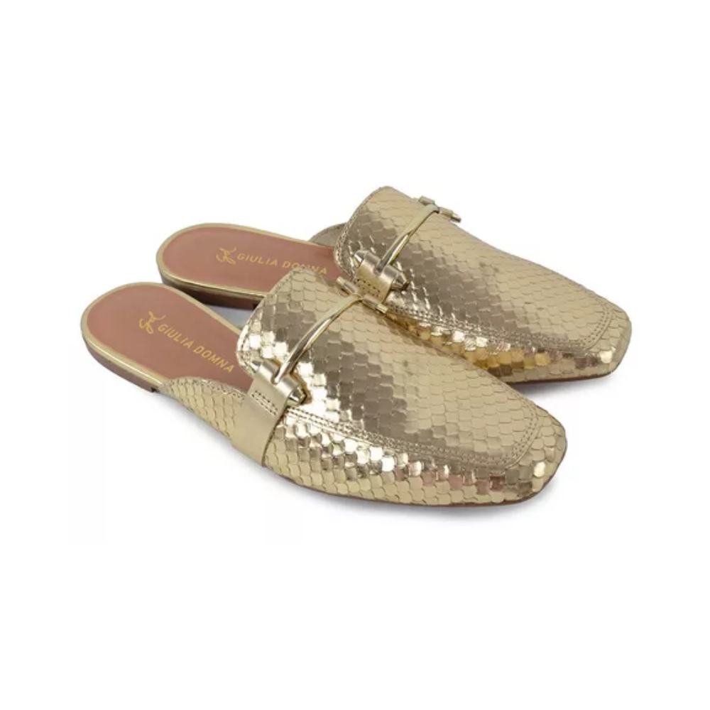 Mule Cobra Lux Dourado Elegância e Originalidade