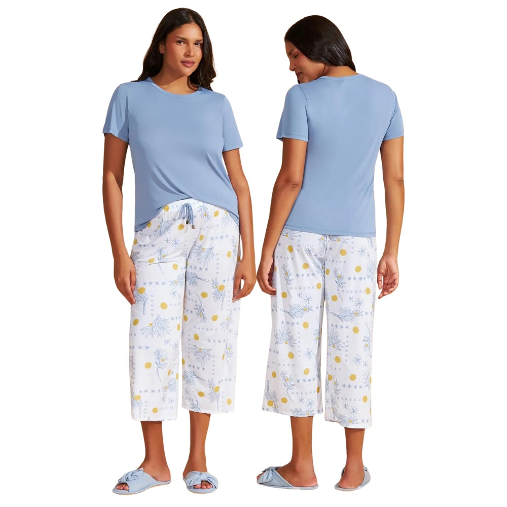 Pijama Com Calça Capri de Microfibra e Supermicro