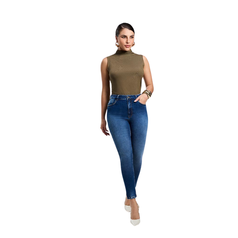 Blusa Regata com Gola Leve e Confortável