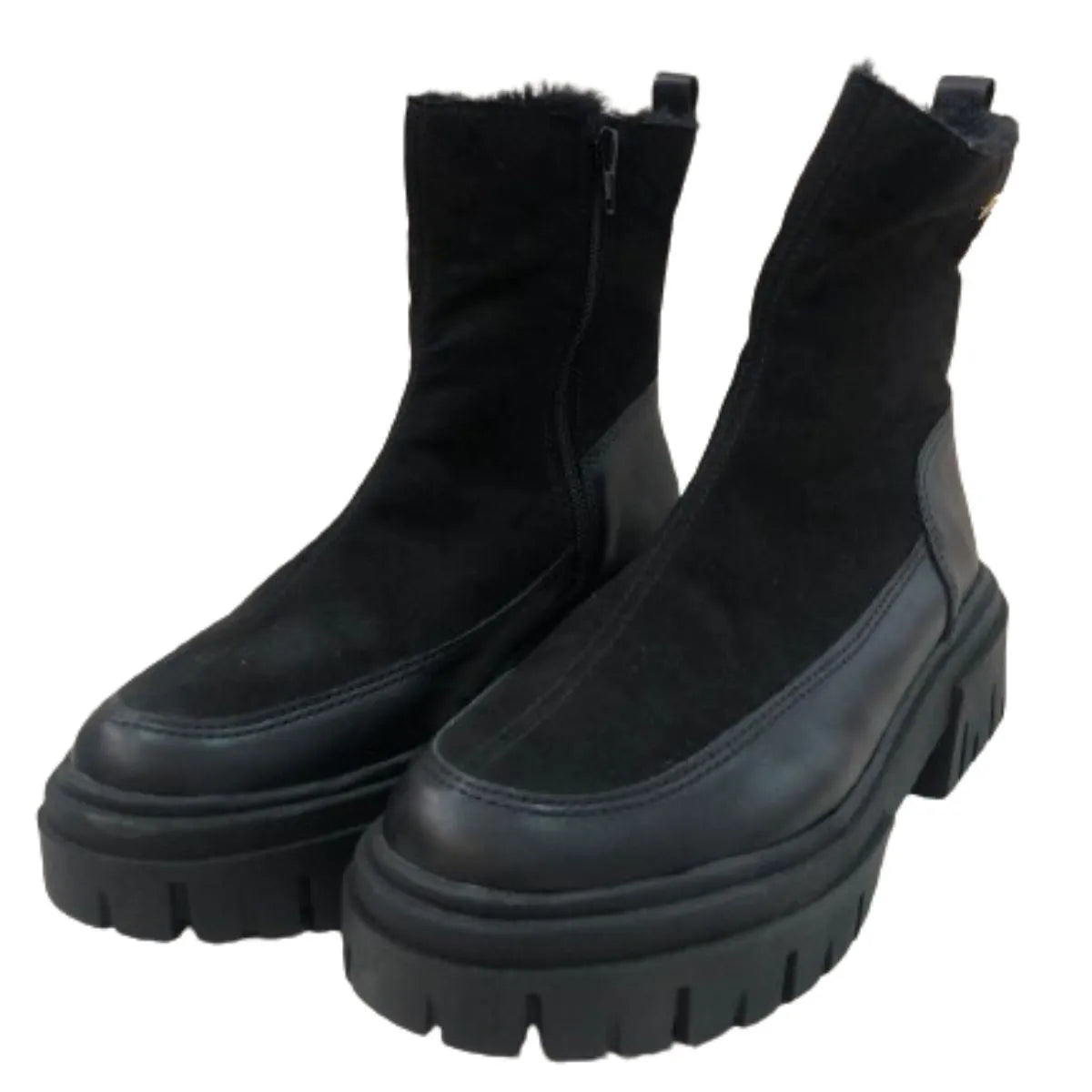 Bota Feminina em Camurça com Zíper: Conforto e Estilo para o Dia a Dia