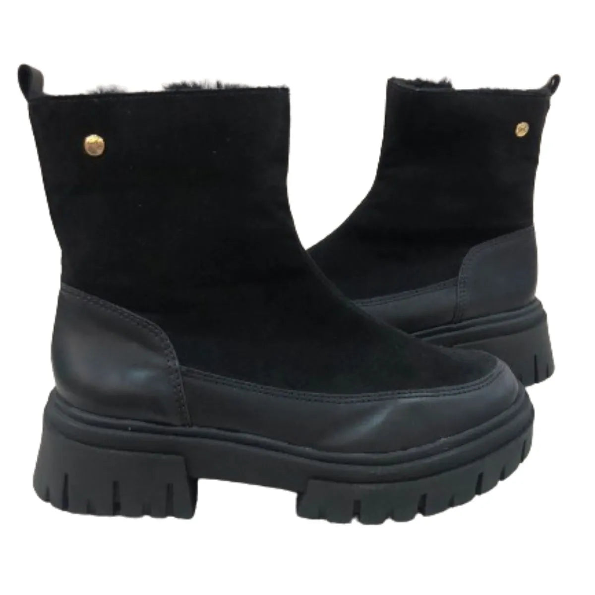 Bota Feminina em Camurça com Zíper: Conforto e Estilo para o Dia a Dia