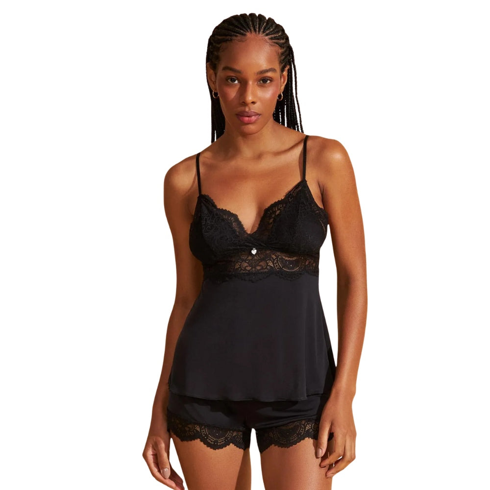 Short Doll de Microfibra com Renda, Conforto e Sensualidade em Cada Detalhe