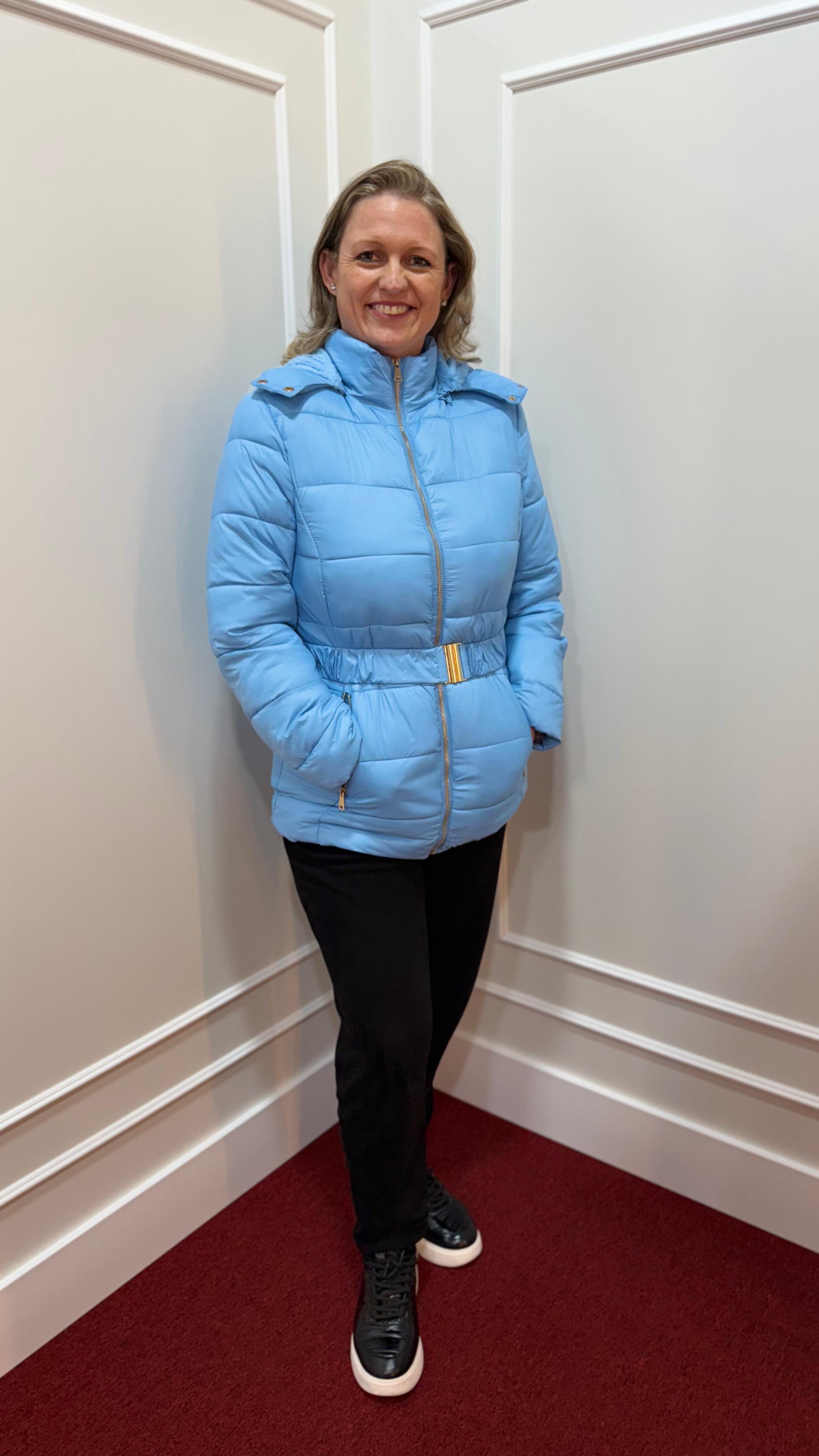 Jaqueta Alongada em Fibra com Pelo e Capuz Removível