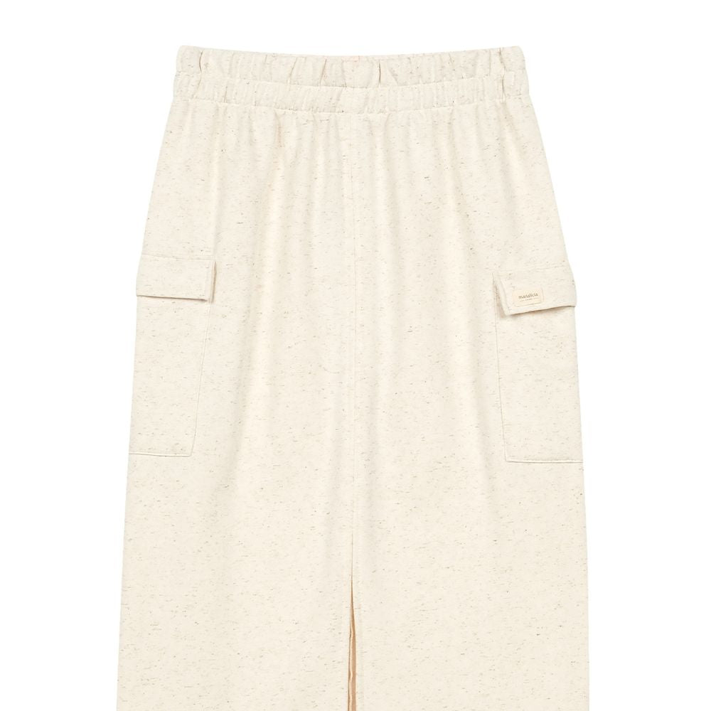 Saia Casual com Abertura Frontal e Bolsos A Peça-Chave para um Look Elegante