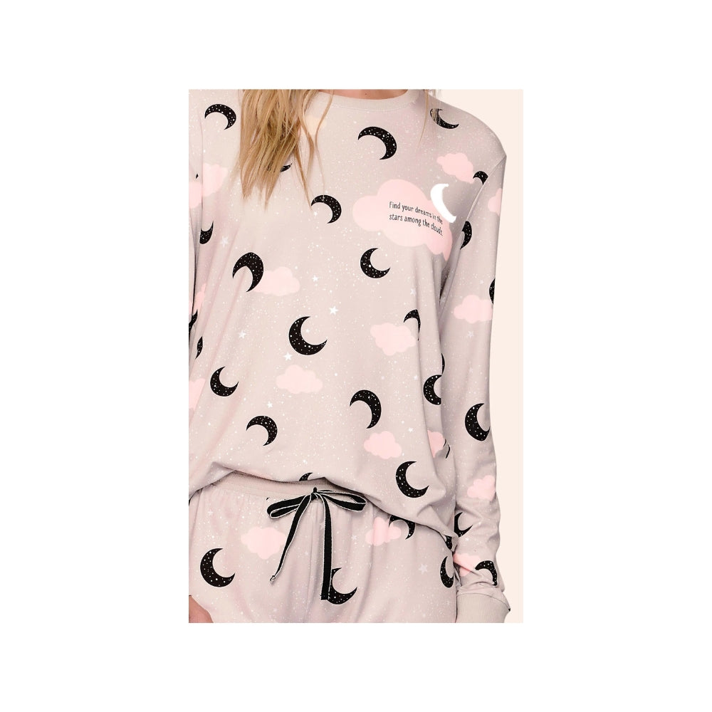Pijama Jogger Feminino Camiseta Manga Longa e Calça In The Clouds
