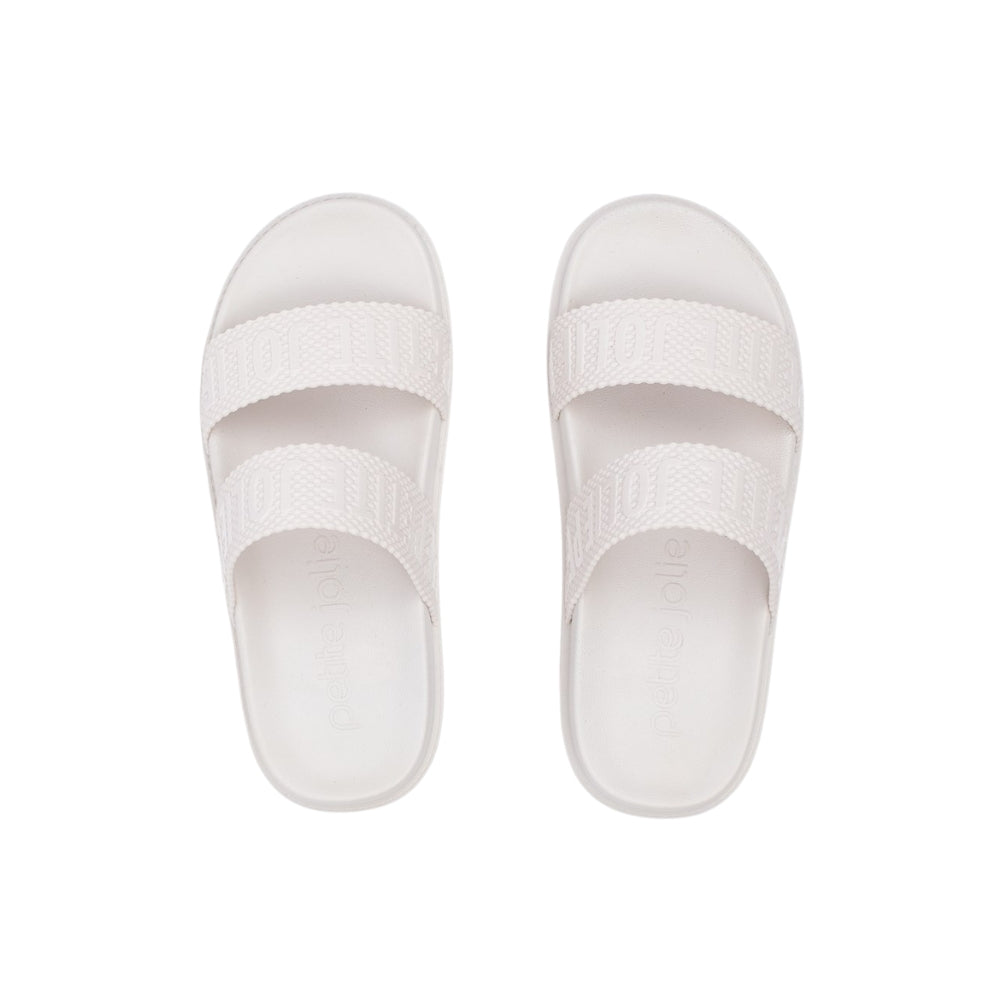 Chinelo Feminino com Tiras Paralelas: Conforto e Estilo para o Dia a Dia