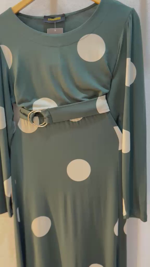 Vestido Longo Manga Longa em Viscose: Caimento e Conforto Tamanho M